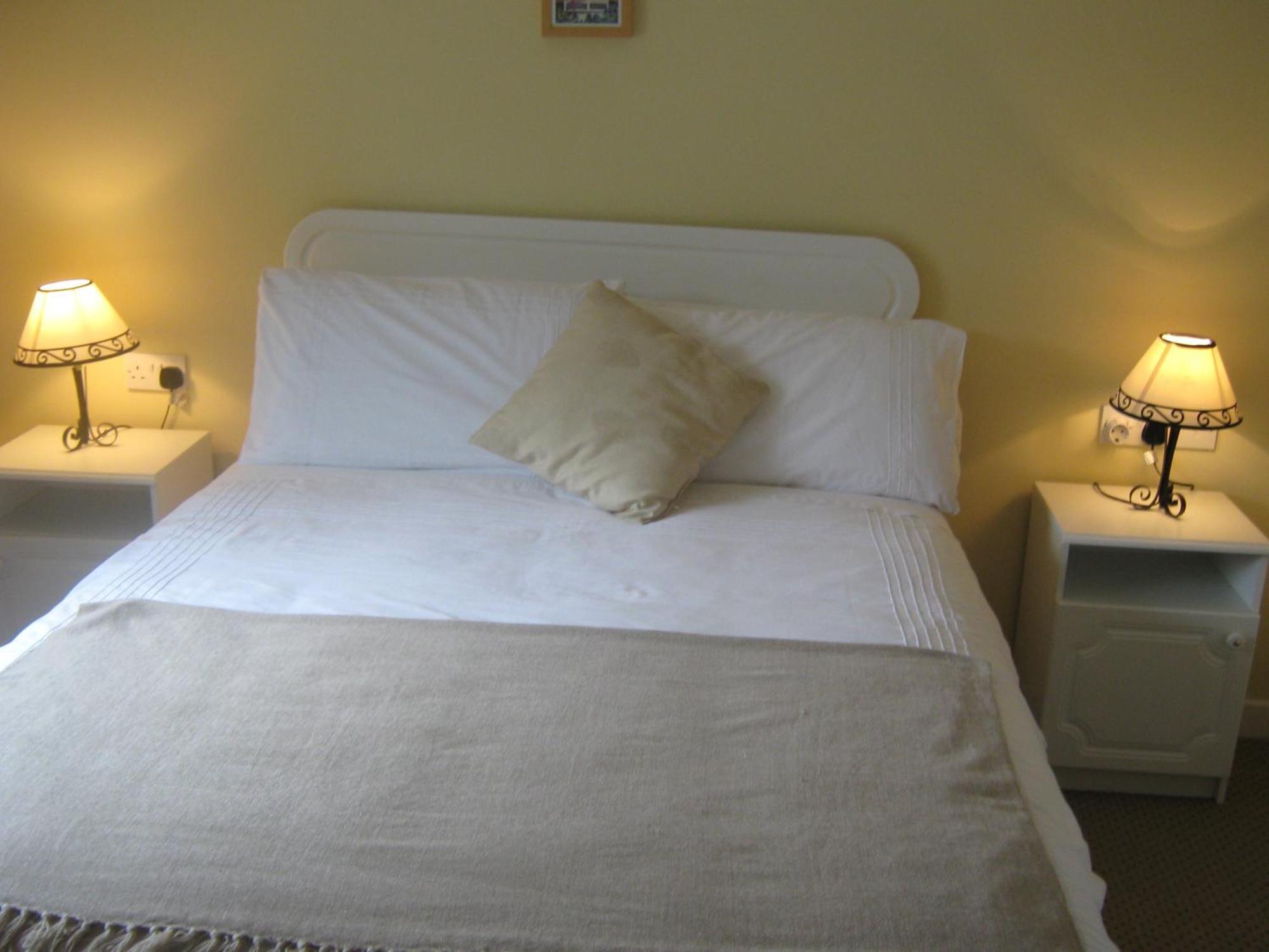 Ryebrook House Bed & Breakfast Киларни Екстериор снимка