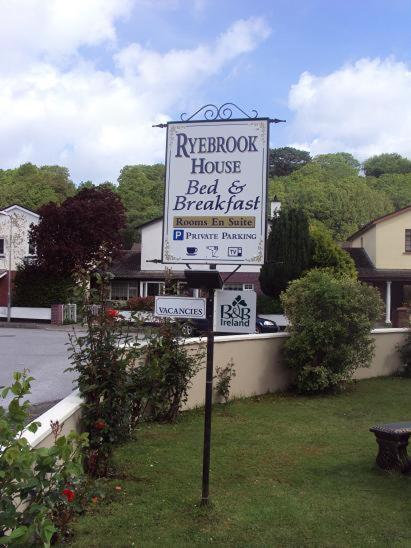 Ryebrook House Bed & Breakfast Киларни Екстериор снимка