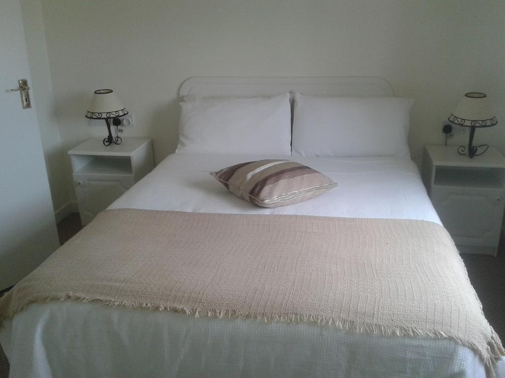 Ryebrook House Bed & Breakfast Киларни Екстериор снимка